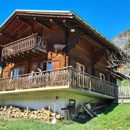 Savoyard Nest With Mont Blanc View Alpehytte *